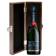 Buy & Send Moet & Chandon Nectar Demi Sec Champagne 75cl in Elm Wood Gift Box